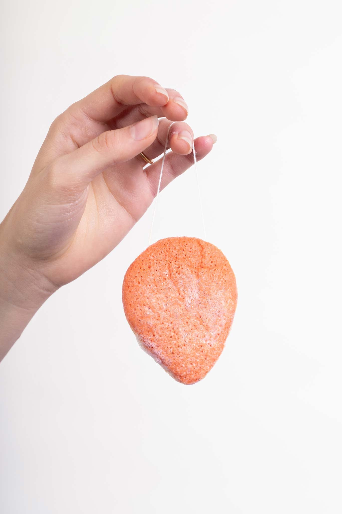 100% Pure Konjac & Pink Clay Compostable Face Sponge