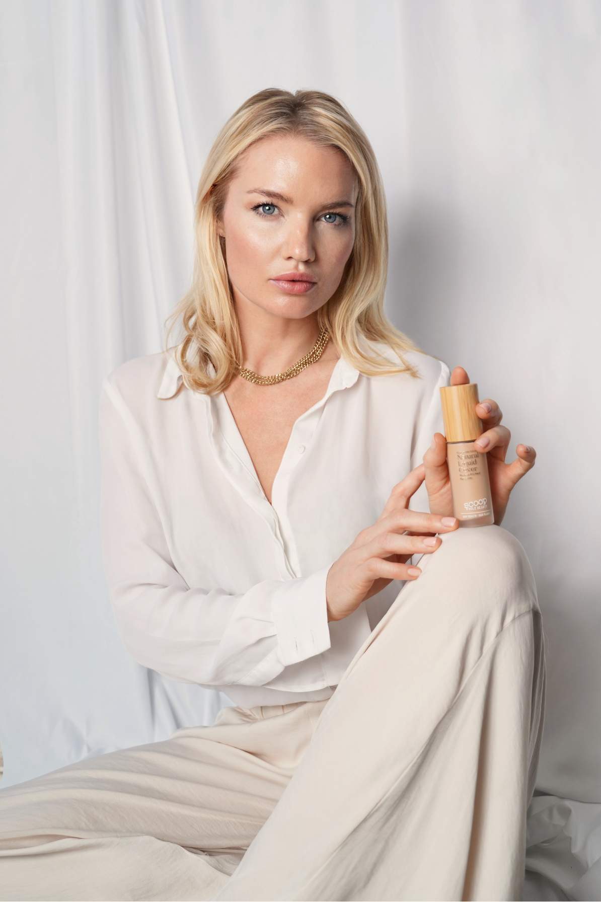 Hyaluronic-Infused Natural Liquid Cover