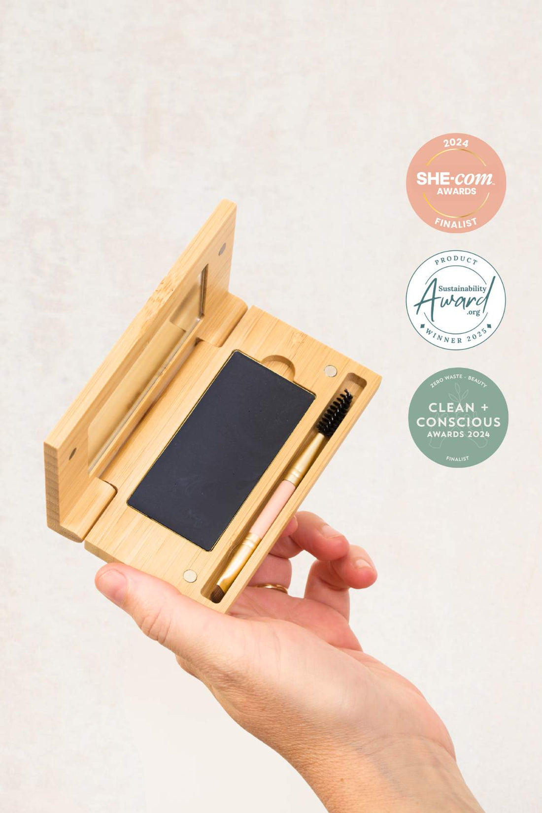 Mud Cake Mascara Compact