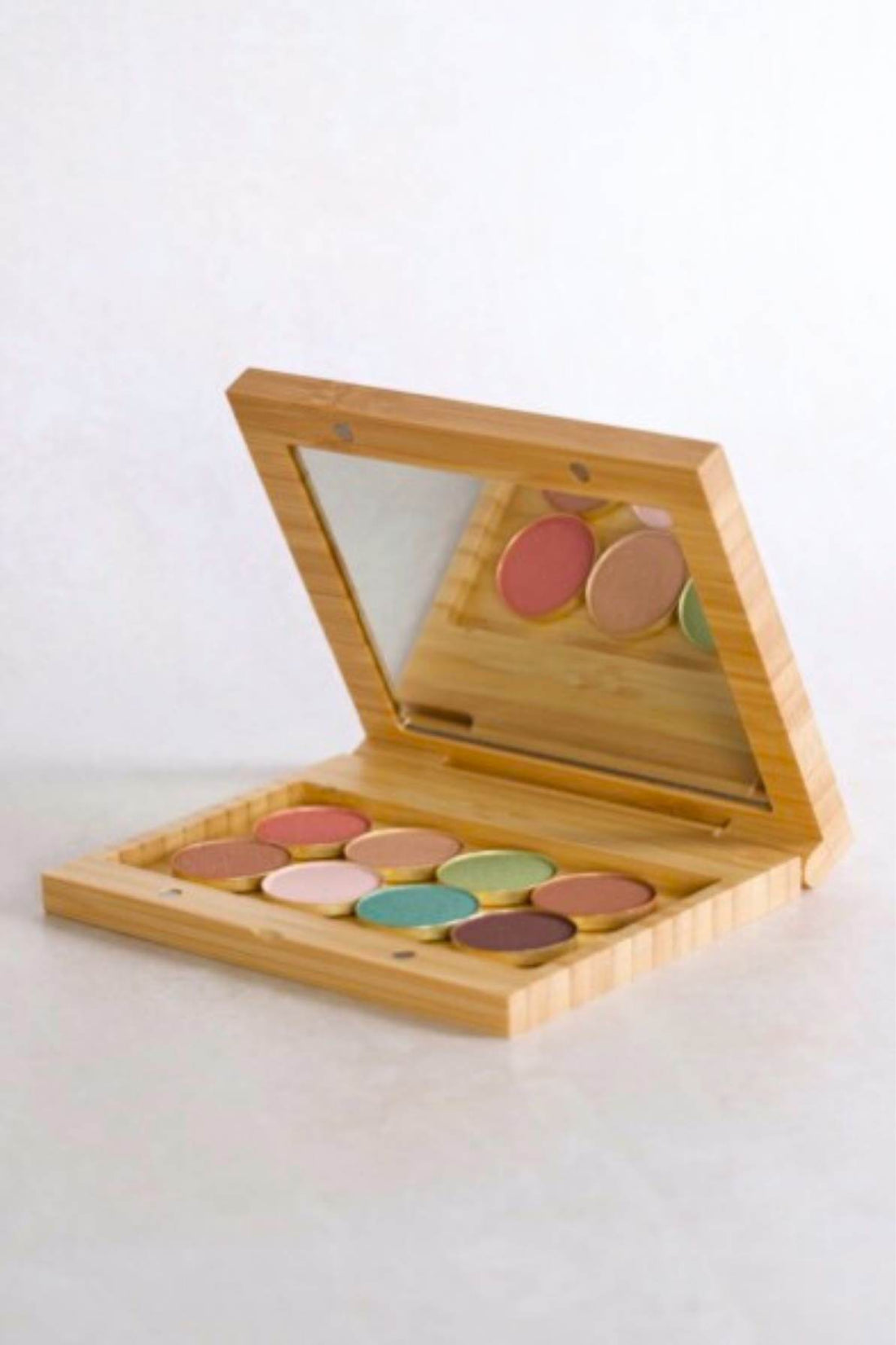Aurora 8 Shade Refillable Eyeshadow Palette