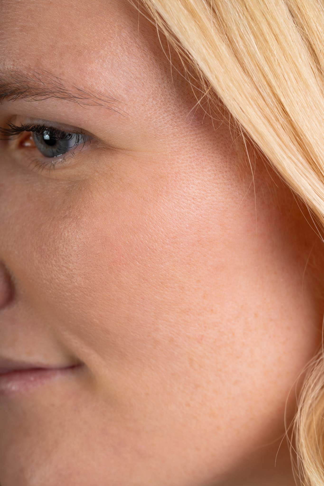 Full-Loop Pure Mineral Powder Foundation SPF24+