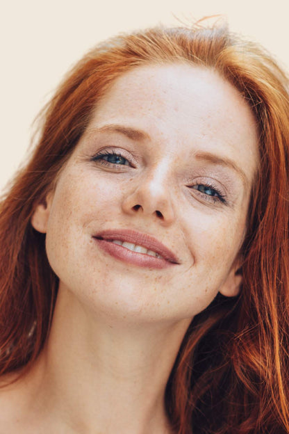Hyaluronic-Infused Natural Liquid Cover